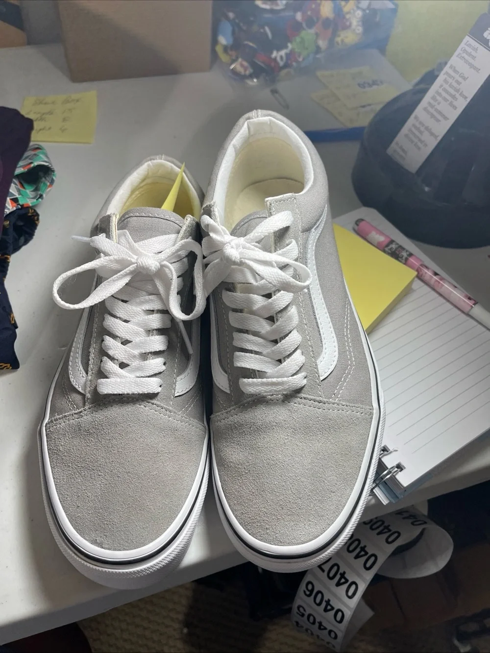 VANS Old Skool Gray White Lace Up MENS 7 /WMS 8.5 Canvas Suede Sneakers SKU#0398